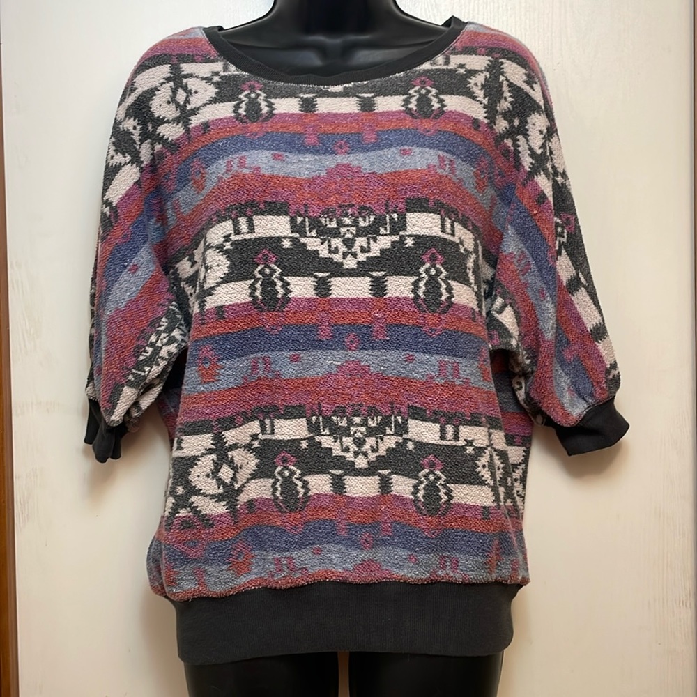 Billabong Aztec‎ sweater, women’s size small vintage.
